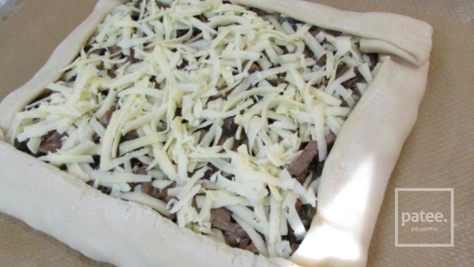 Пирог с грибами и свиным языком - Шаг 6