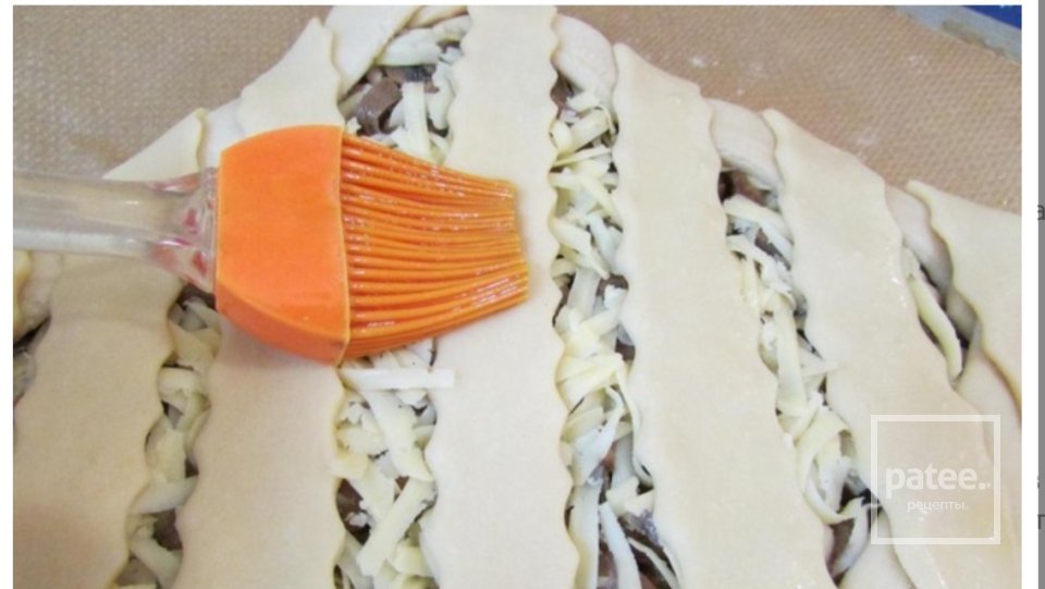 Пирог с грибами и свиным языком - Шаг 7