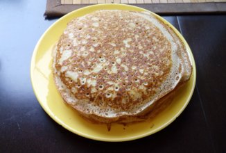 Быстрые блины на дрожжах и молоке