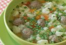 Суп с капустой и фрикадельками
