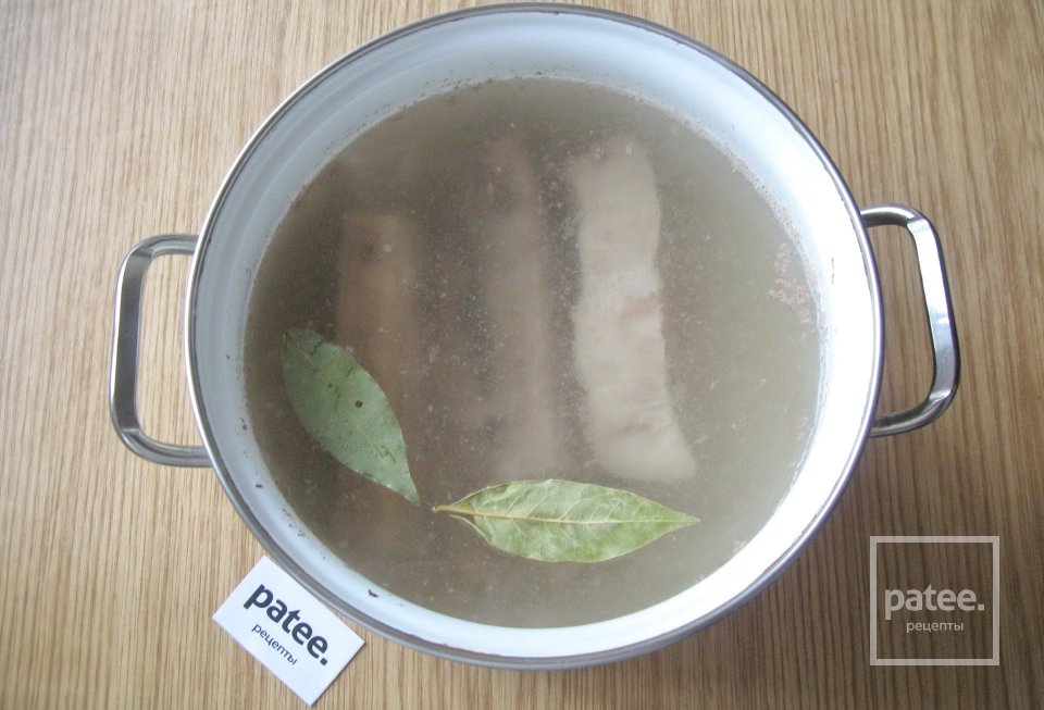 Свиные ребрышки с квашеной капустой в духовке - Шаг 4