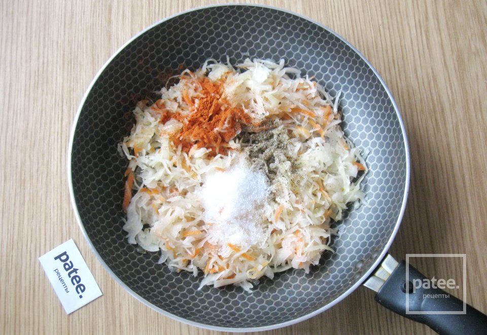 Свиные ребрышки с квашеной капустой в духовке - Шаг 10