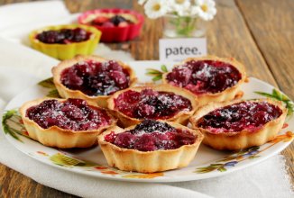 Песочные корзинки с замороженными ягодами