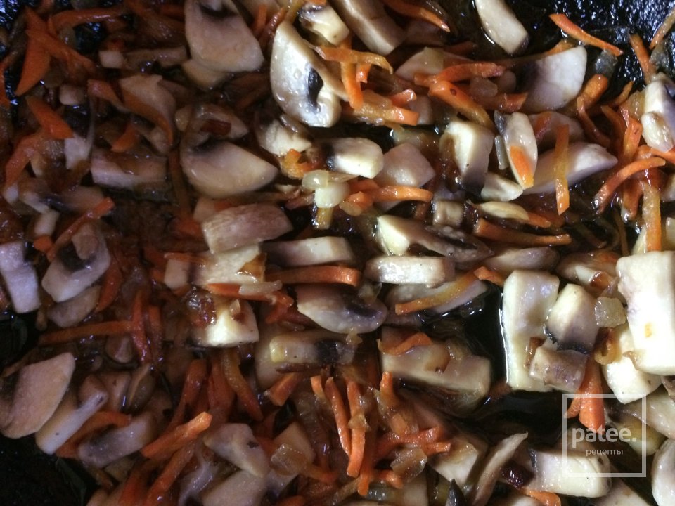 Сырный суп с горбушей. - Шаг 2