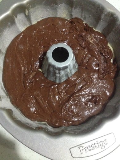 Кекс на сметане двухцветный. - Шаг 8