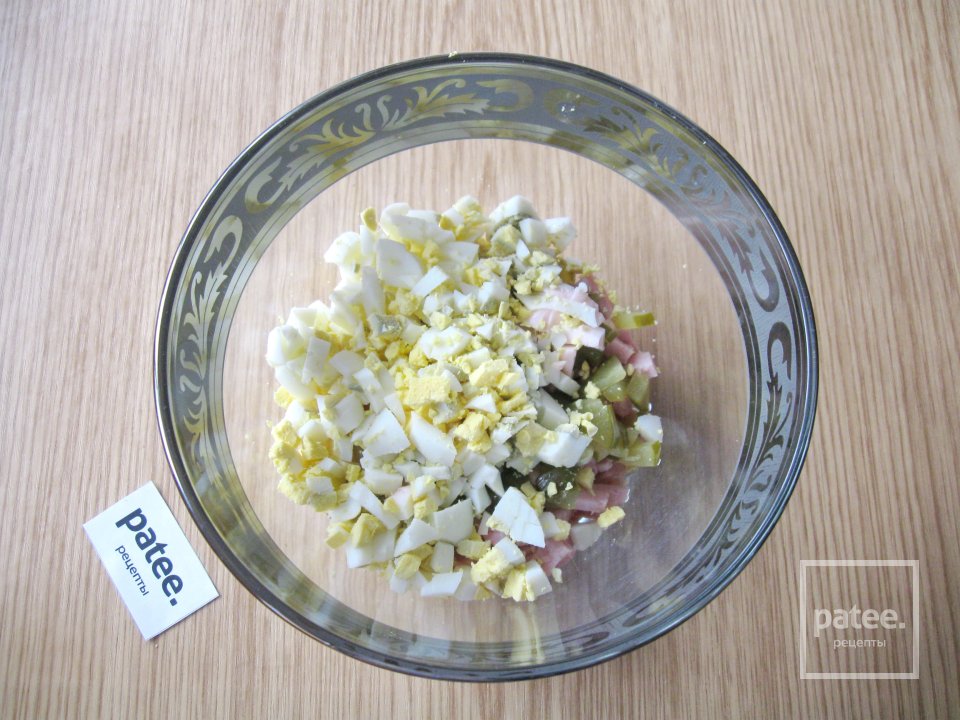 Салат с бужениной и зеленым горошком - Шаг 4