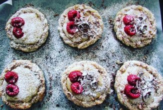 Лимонные пирожные из слоеного теста