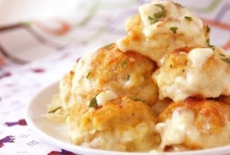 Куриные шарики в соусе