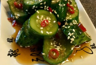 Хрустящие "Битые" огурчики по-китайски