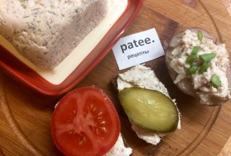 Паштет из брынзы, с чесноком и грецкими орехами.