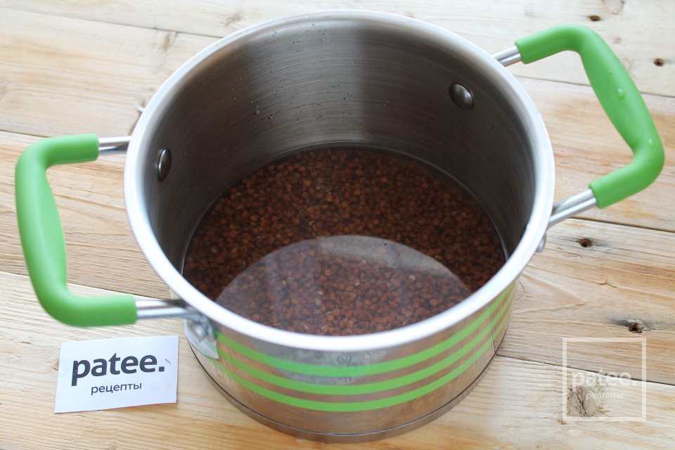 Котлеты из гречки с грибами и зеленью - Шаг 2