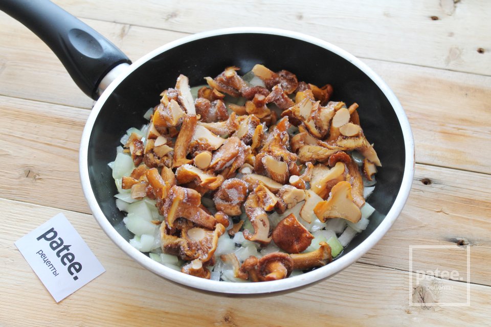 Котлеты из гречки с грибами и зеленью - Шаг 5