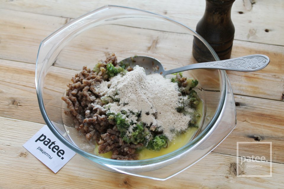 Котлеты из гречки с зеленью - Шаг 10