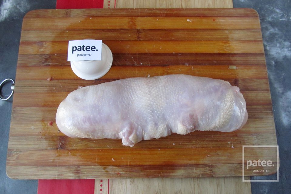 Руляда из курицы с омлетом и грибами - Шаг 19