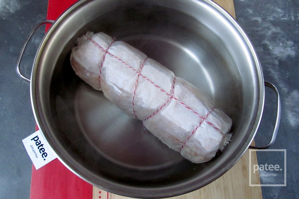 Руляда из курицы с омлетом и грибами - Шаг 23