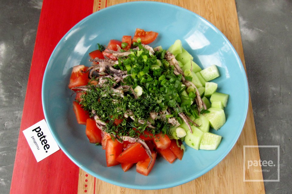 Средиземноморский салат с осьминогами - Шаг 9