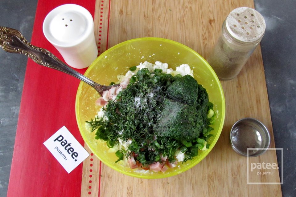 Куриные рулетики с творогом и зеленью - Шаг 7