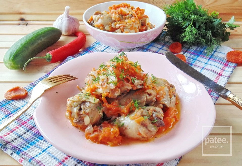 Куриные окорочка с курагой - Шаг 15