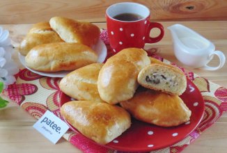 Пирожки с рисом и грибами в духовке