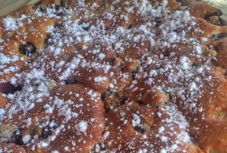 Вишня в тесте 🍒