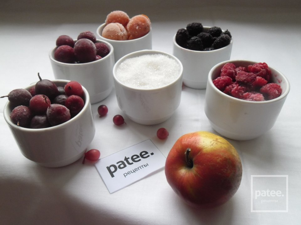 Компот ягодно-фруктовый - Шаг 1