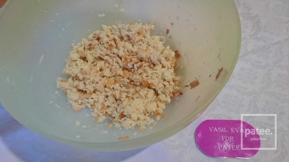 Куриные тефтельки в сливочном соусе с шампиньонами - Шаг 1