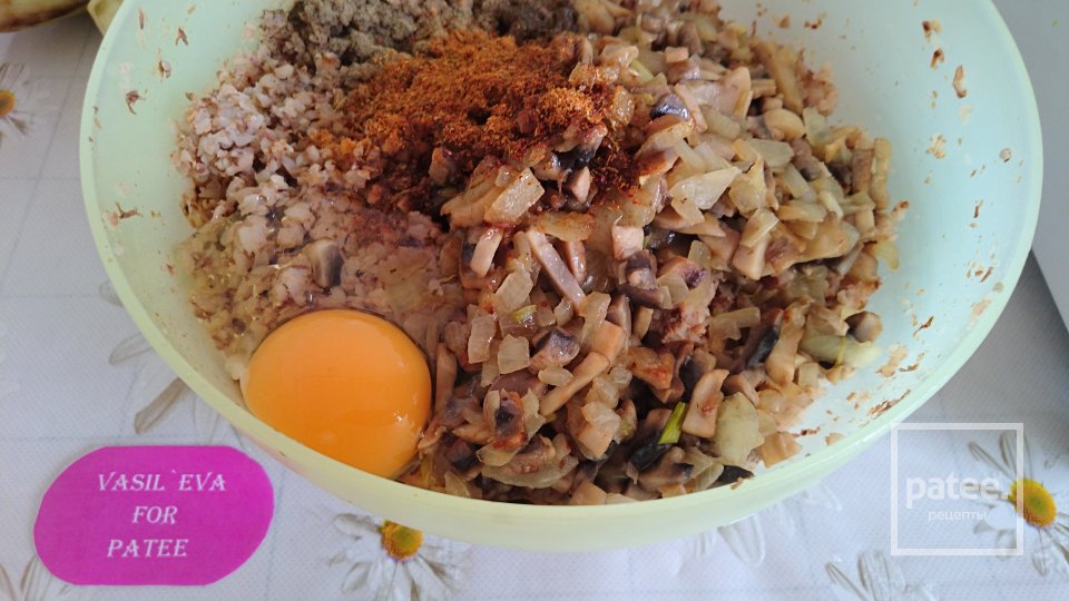 Гречаники с шампиньонами и сыром - Шаг 3