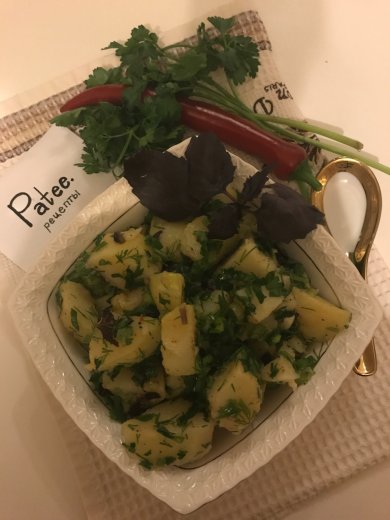 Салат с картофелем