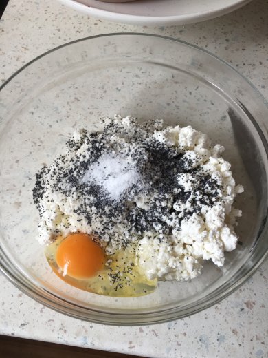 Пп сырники с маком - Шаг 1