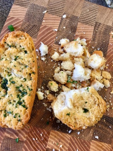 Салат "Эльбрус" с томатами, проростками пажитника и семенами подсолнечника. - Шаг 6