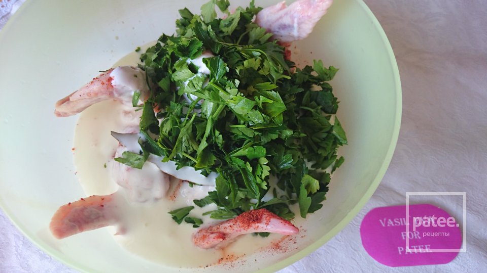 Крылышки маринованные в кефире и запечёные с картофелем в мультиварке - Шаг 2