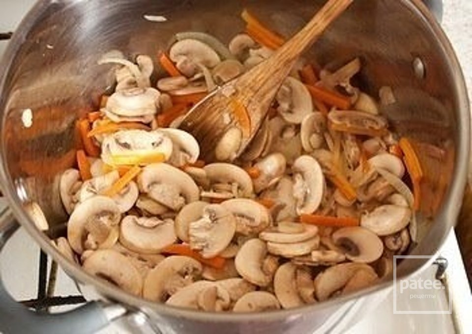 Грибной  суп с фрикадельками - Шаг 6