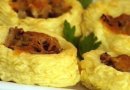 Гнездышки картофельные с грибами
