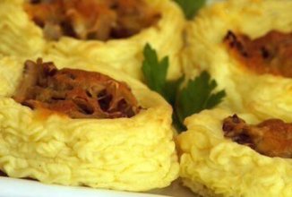 Гнездышки картофельные с грибами