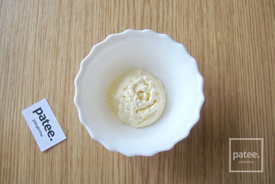 Бутерброды со шпротами и огурцом - Шаг 3