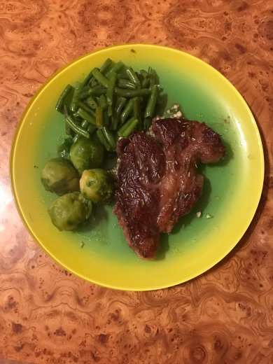 Мраморная говядина с овощами