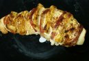 Запеченная куриная грудка с помидором и сыром