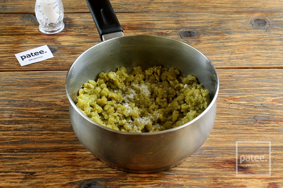 Гороховое пюре с грибами и луком - Шаг 4