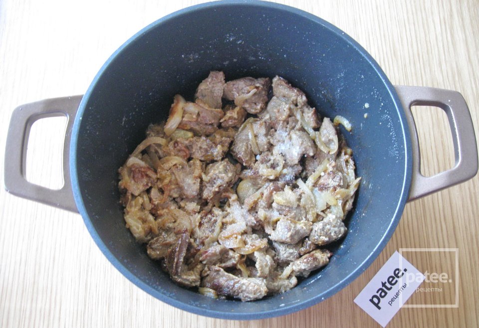 Гуляш из говядины - Шаг 7