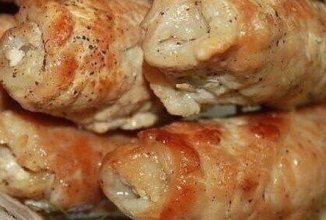 Мясной рулет из свинины с начинкой