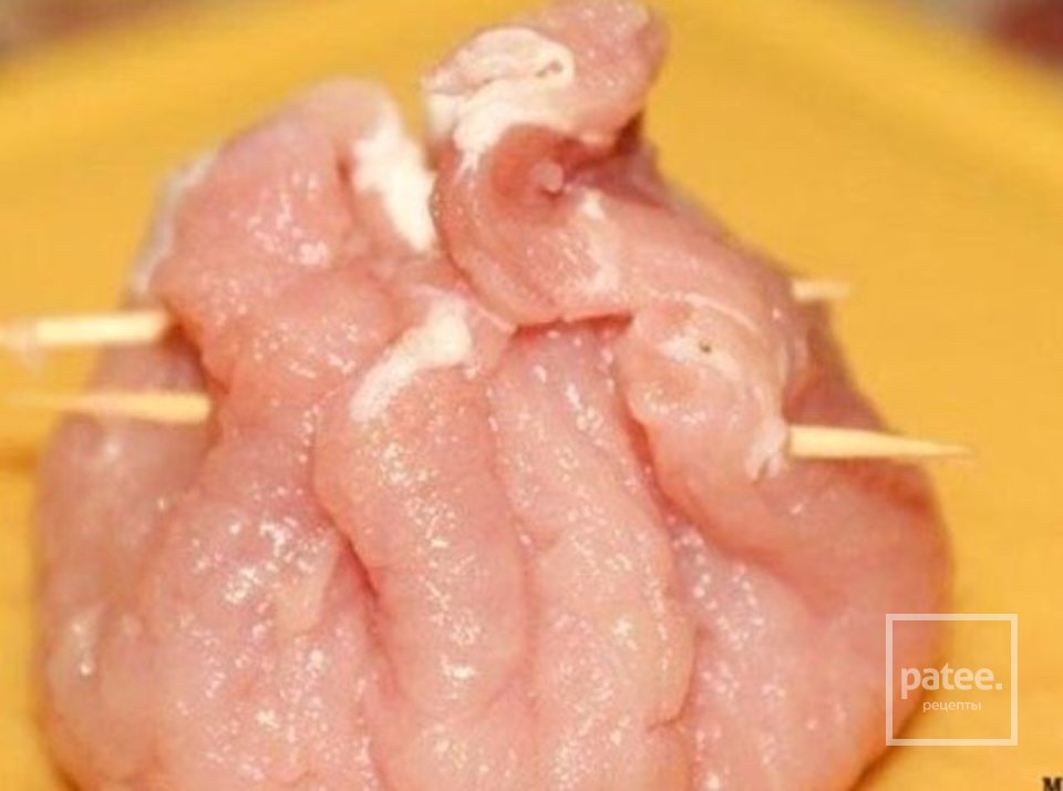 Мешочки куриные с сыром и грибами - Шаг 1