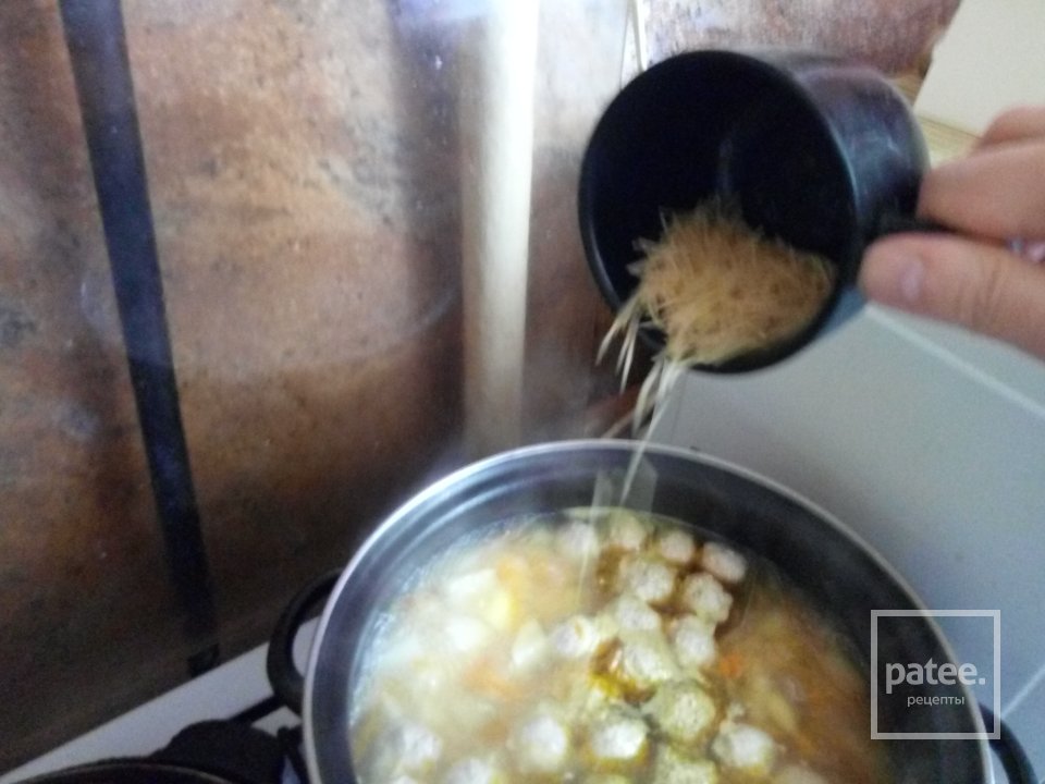 Суп с фрикадельками лапшой - Шаг 9