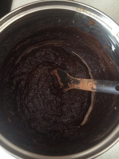 Торт "Баунти" на основе брауни с шоколадным ганашем - Шаг 2