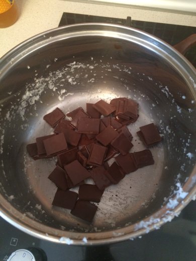 Торт "Баунти" на основе брауни с шоколадным ганашем - Шаг 10