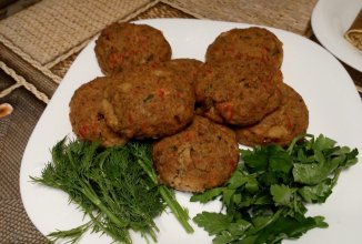 Рубленый бифштекс из соевого мяса