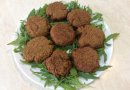 Фалафель в панировке из клетчатки