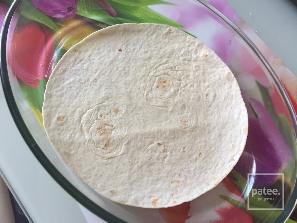 Тортилья с курицей и грибами - Шаг 4