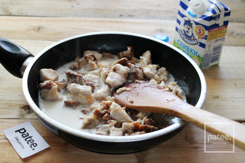 Паста с курицей и грибами в сливочном соусе - Шаг 13