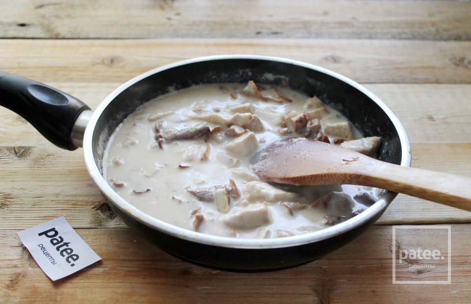 Паста с курицей и грибами в сливочном соусе - Шаг 14