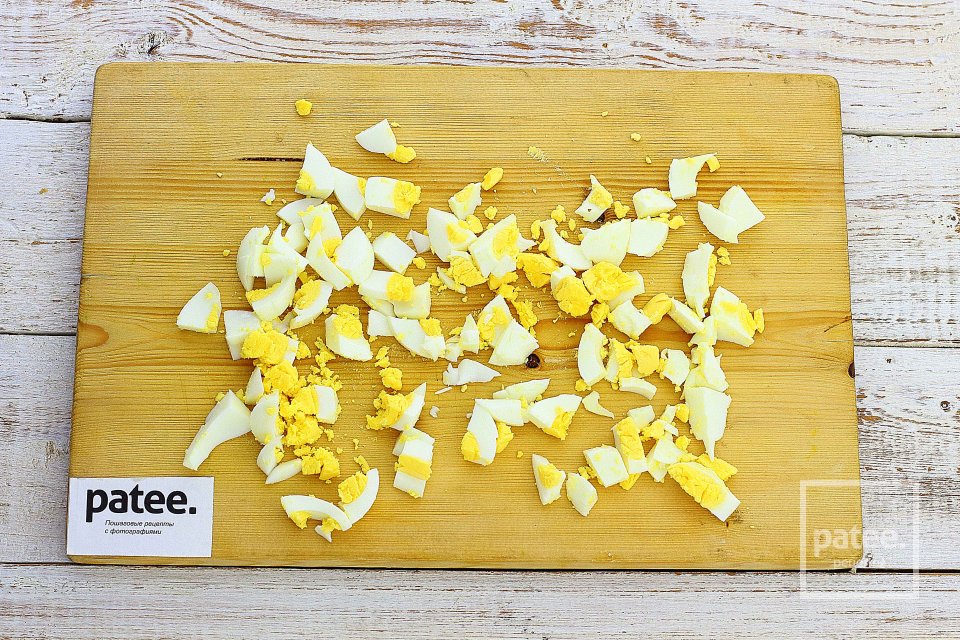 Салат со щавелем и свежими огурцами - Шаг 6